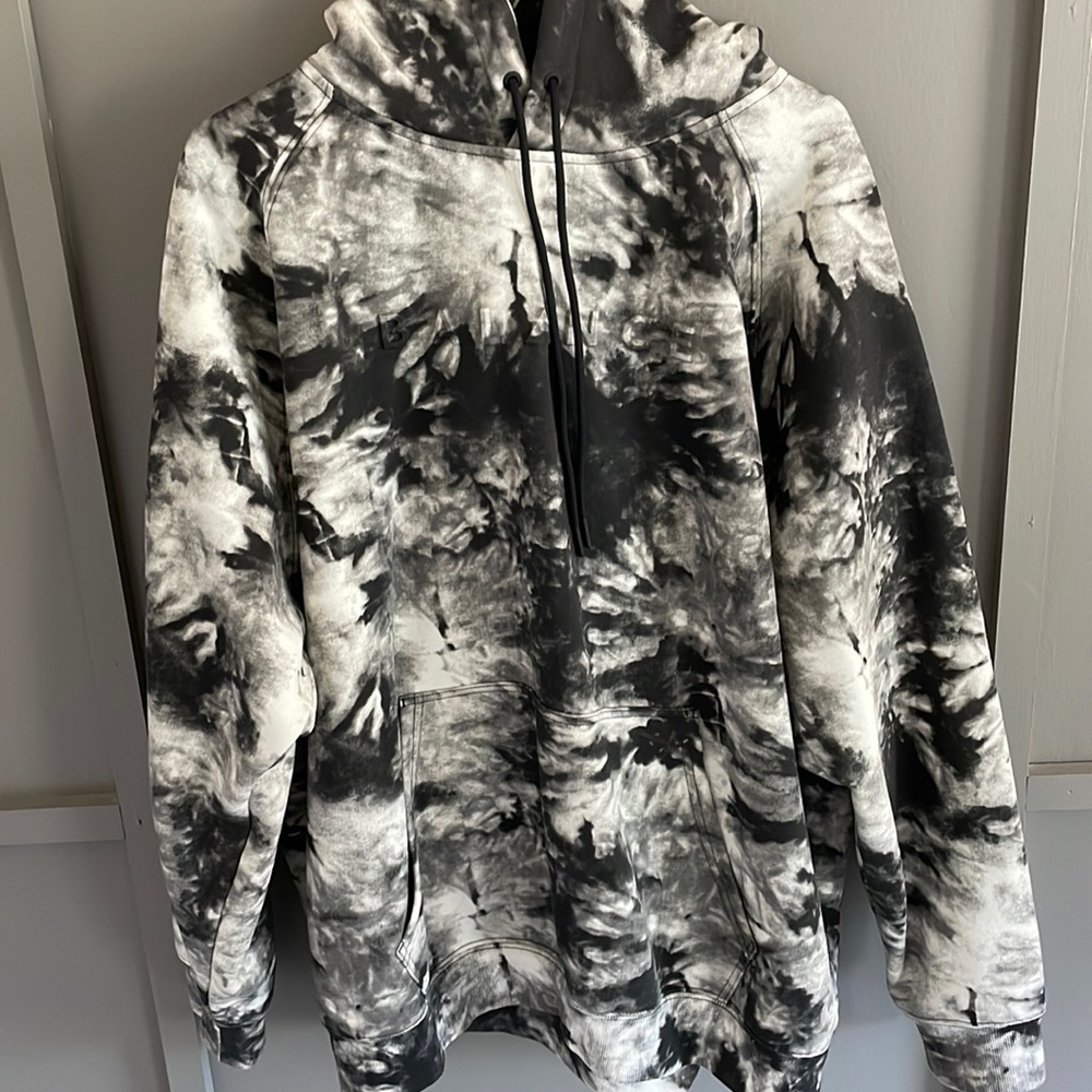 Balance Athletica (Vitality) Oversized Maker Hood in Midnight. Size M.